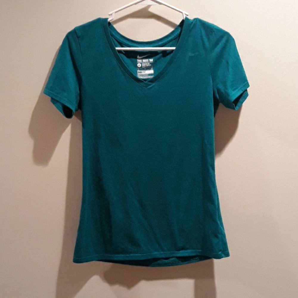 Nike Tee